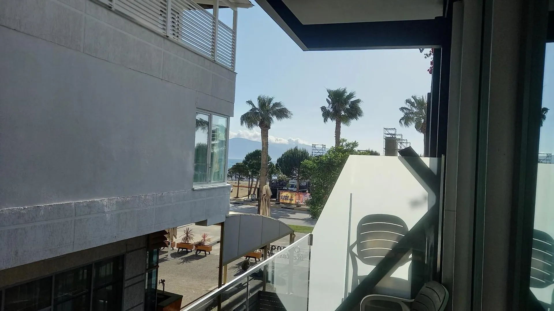 ***  Hotel Aglon Vlore Albania